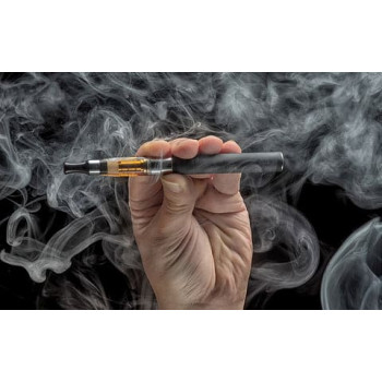 MYA Pen Hookah E-Cigarette | in-built 1650mah Battery Charger with Maya flavour