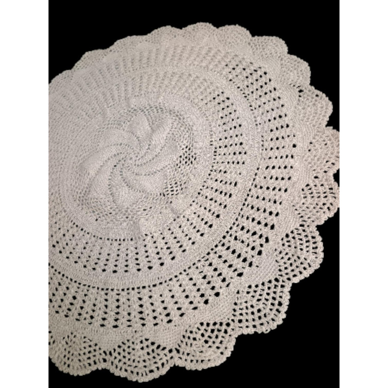 Handmade Crochet Lace Round Table Mat Placement (24 Inch, Cream)